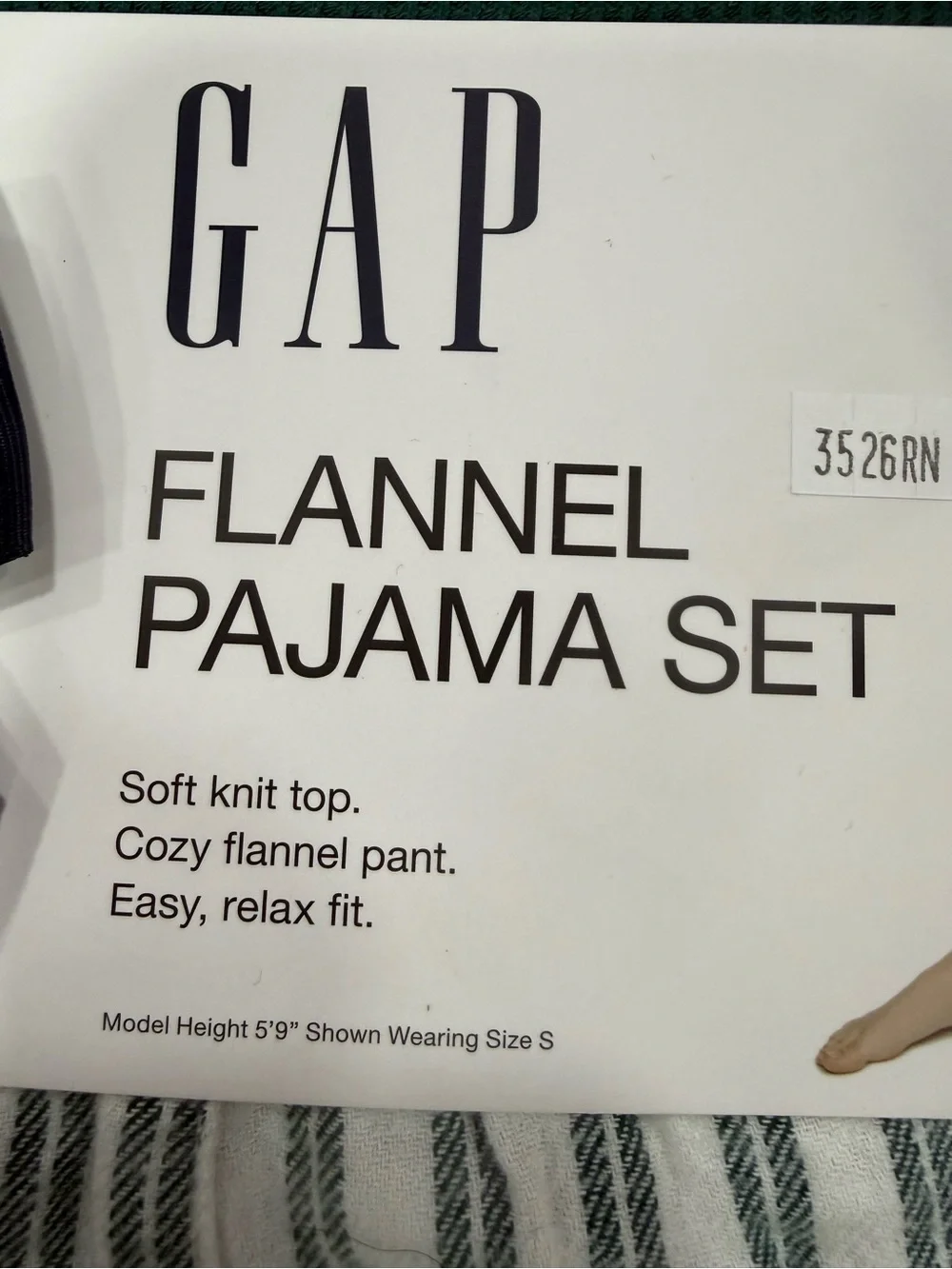 GAP two piece